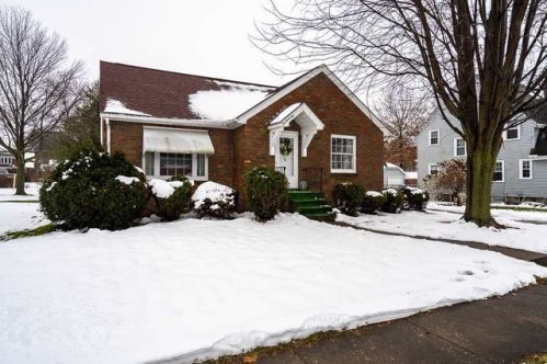 235 Downey St, Maysville, IA 52773-7721