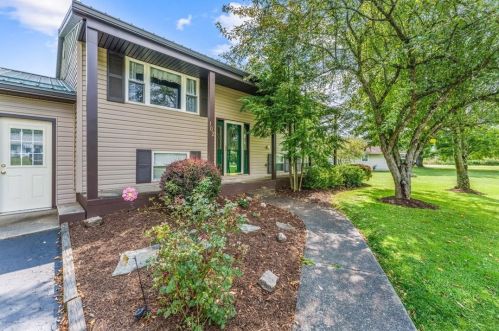 102 17th St, Greenville, PA 16125-8888