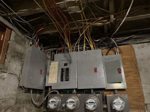 515 Stanley St, New Britain CT  06051-2733 exterior