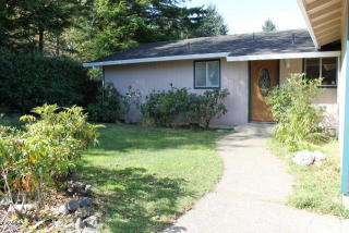 780 Ball Blvd, Waldport, OR 97394-9487