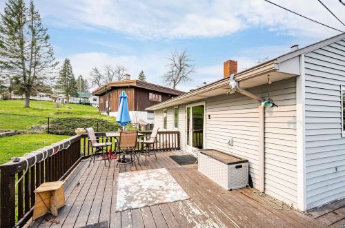1317 Lincoln Park Dr, Duluth MN  55806-1130 exterior