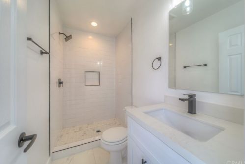 540 Victoria St, Rialto CA  92376-5231 exterior