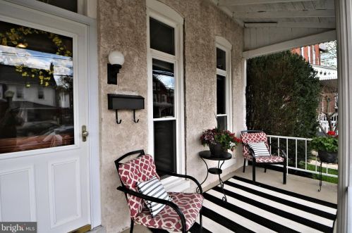 256 Green St, Limerick, PA 19468-2241