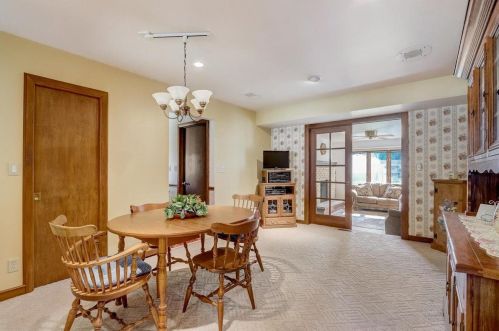 22194 Valley Rd, Waukesha WI  53186-5350 exterior