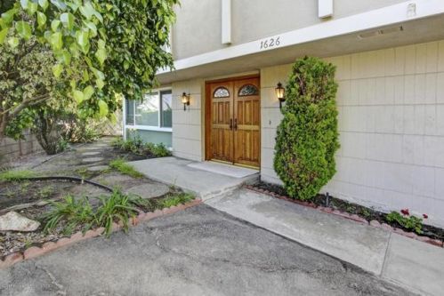 1626 Virden Dr, Glendale, CA 91208-2722