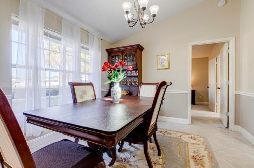 909 Fulton Way, Sebastian FL  32958-5123 exterior