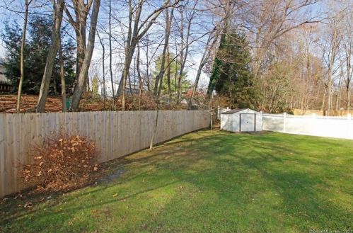 12 Whitlock Ave, Bethel CT  06801-2837 exterior