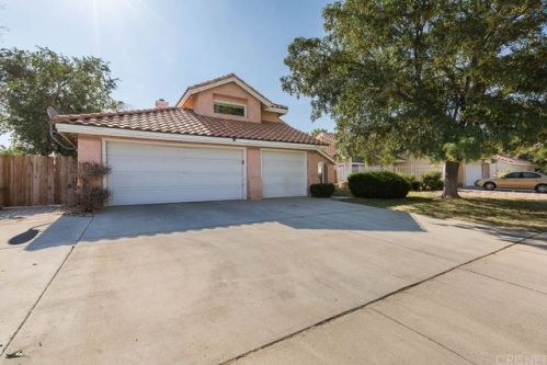 44522 Avenida Del Playa, Lancaster, CA 93535-2864