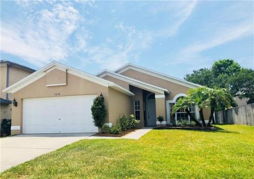1636 Gray Bark Dr, Oldsmar, FL 34677-2773