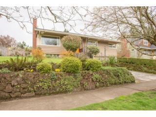 4707 Tibbetts St, Portland, OR 97206-2229
