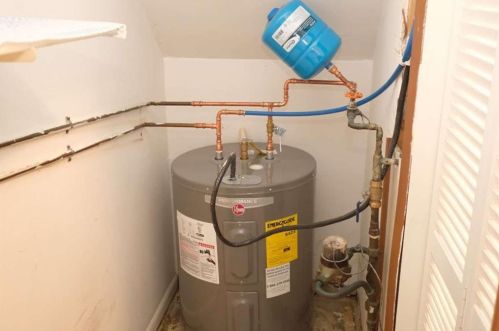 121 11th St, Catasauqua PA  18032-1307 exterior