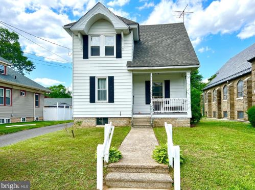 102 Catawba Ave, Newfield, NJ 08344-9512
