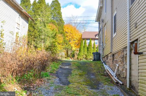 3850 Frst Inn Rd, Palmerton PA  18071-5851 exterior