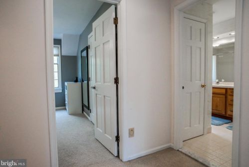 4 Beechwood Cir, Chadds Ford PA  19317-9109 exterior