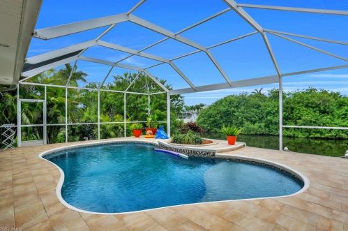 3314 1st Pl, Cape Coral FL  33914-3100 exterior