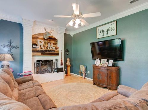 5215 Wedgefield Rd, Granbury TX  76049-4166 exterior