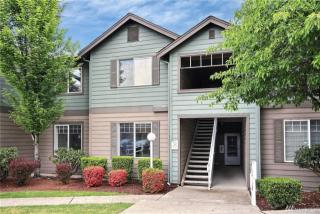 10825 200th St, Kent WA  98031-5505 exterior