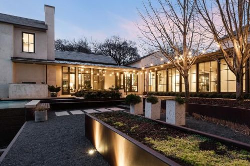 4722 Cherokee Trl, Dallas TX  75209-1918 exterior