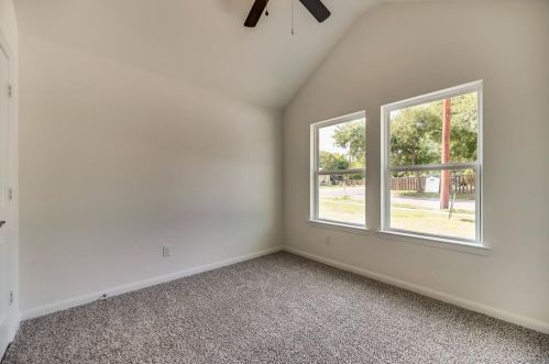 3425 Gillespie St, Greenville TX  75401-2630 exterior