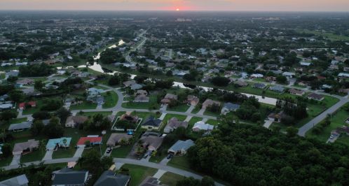 1726 Berkshire Blvd, Fort Pierce FL 34952-7112 exterior