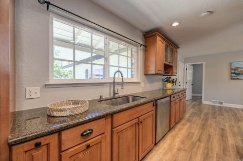 855 B St, Liberty Farms CA  95620-3311 exterior