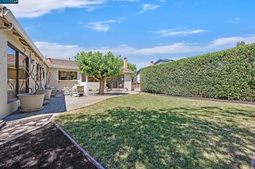 421 Evergreen Ct, Danville CA  94526-5514 exterior