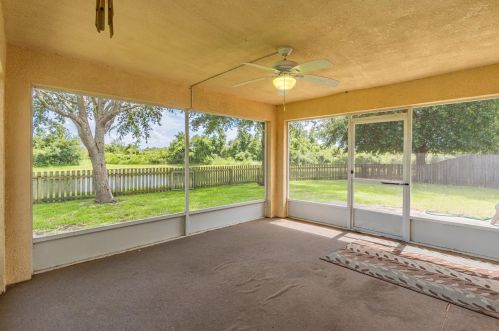 18438 Fish Loop, Land O Lakes FL  34638-6119 exterior