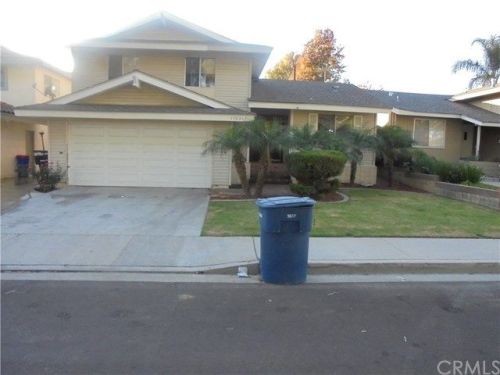17021 Ripon Ave, Bellflower, CA 90706-5049