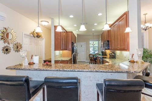 15722 Aurora Lake Cir, Wimauma, FL 33598-4032