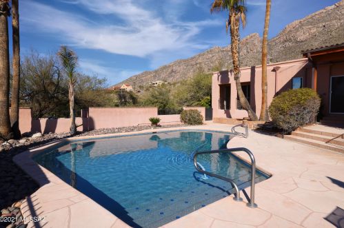 4840 Winged Foot Dr, Tucson, AZ 85718-1724