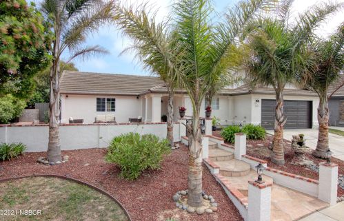 5195 Surf Bird Ln, Guadalupe, CA 93434-1812
