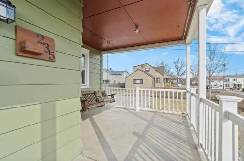 235 Reimer St, New Kensington, PA 15068-2837