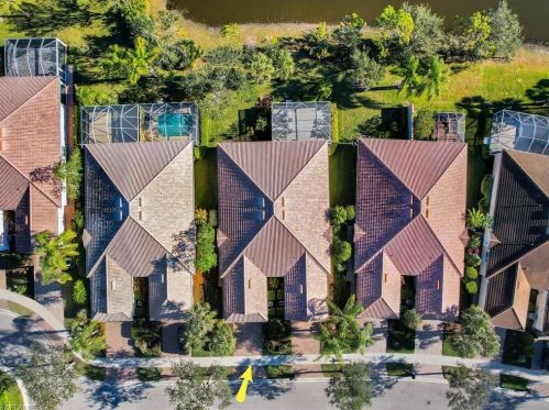 28729 Xenon Way, Bonita Springs, FL 34135-8602