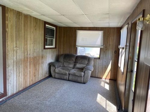 2007 Stanton Ave, New Castle PA  16101-5221 exterior