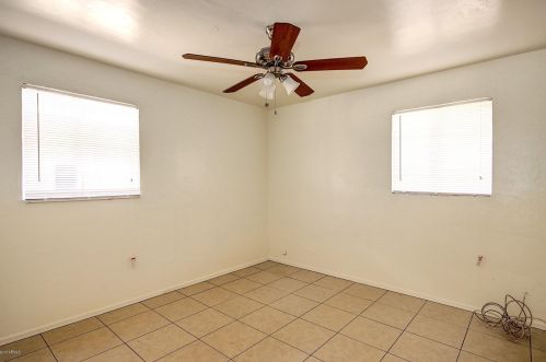 5711 35th Ave, Phoenix AZ 85053-1623 exterior