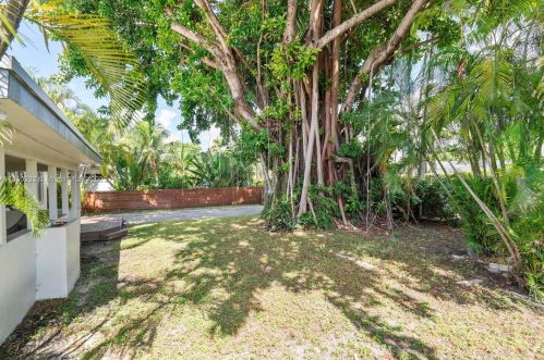 45 103 St, Miami FL 33138-2457 exterior