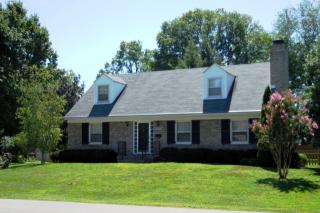 1504 Herrs Dale Ct, Louisville, KY 40222-4131