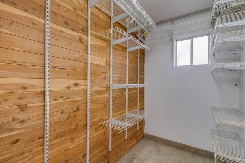 1917 California St, San Diego CA 92110-2113 exterior