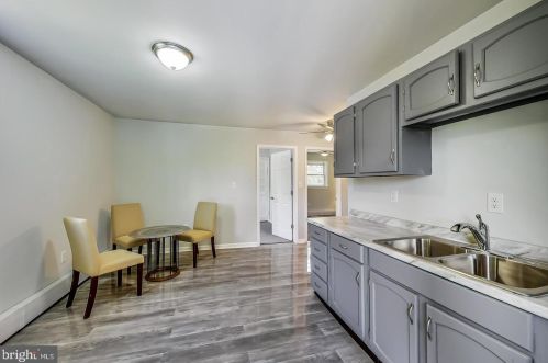 14505 Birchdale Ave, Woodbridge VA  22193-1309 exterior