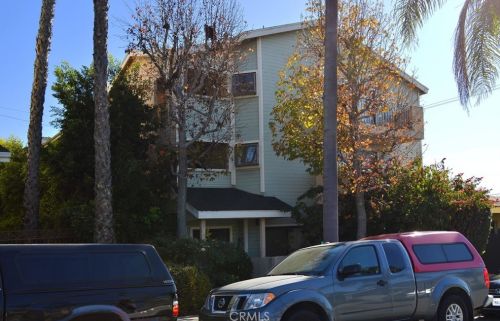 1410 Coronado Ave, Long Beach, CA 90804-2808
