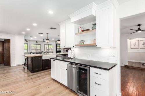 733 Campbell Ave, Gilbert AZ 85234-3215 exterior