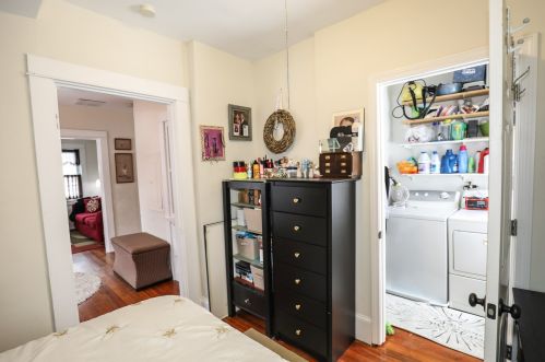 15 Fairview Ave, Nashua NH 03060-4105 exterior