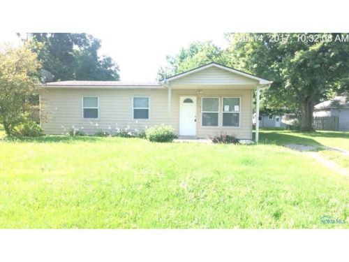 413 Oscar St, Hicksville, OH 43526-1132