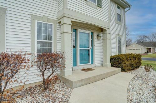 715 Bridlewood Ln, Watertown, WI 53094-5915