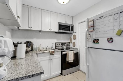 22 Westminster St, Lehigh Acres FL 33936-6512 exterior