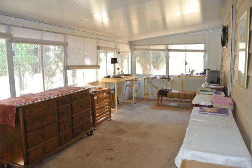 194 La Paloma Dr, Lodi CA  95240-0711 exterior