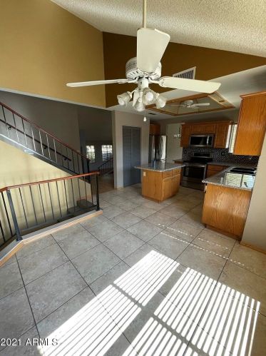18194 59 Ln, Glendale AZ  85301-7805 exterior