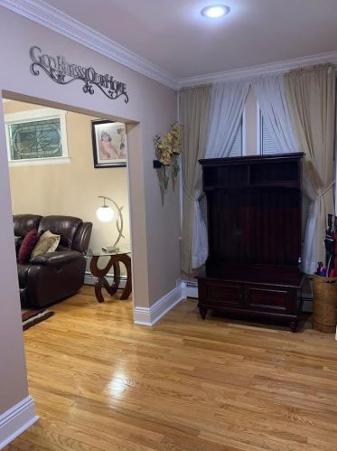 1604 77th St, North Bergen, NJ 07047-4069
