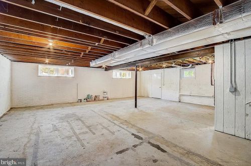 34 Thurston Ave, Trenton NJ  08618-1710 exterior