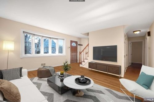 525 Oritani Pl, Teaneck NJ  07666-1637 exterior